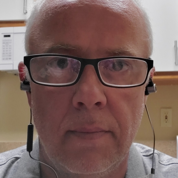 Meet your Posher, Philip - Picture 2 of 2